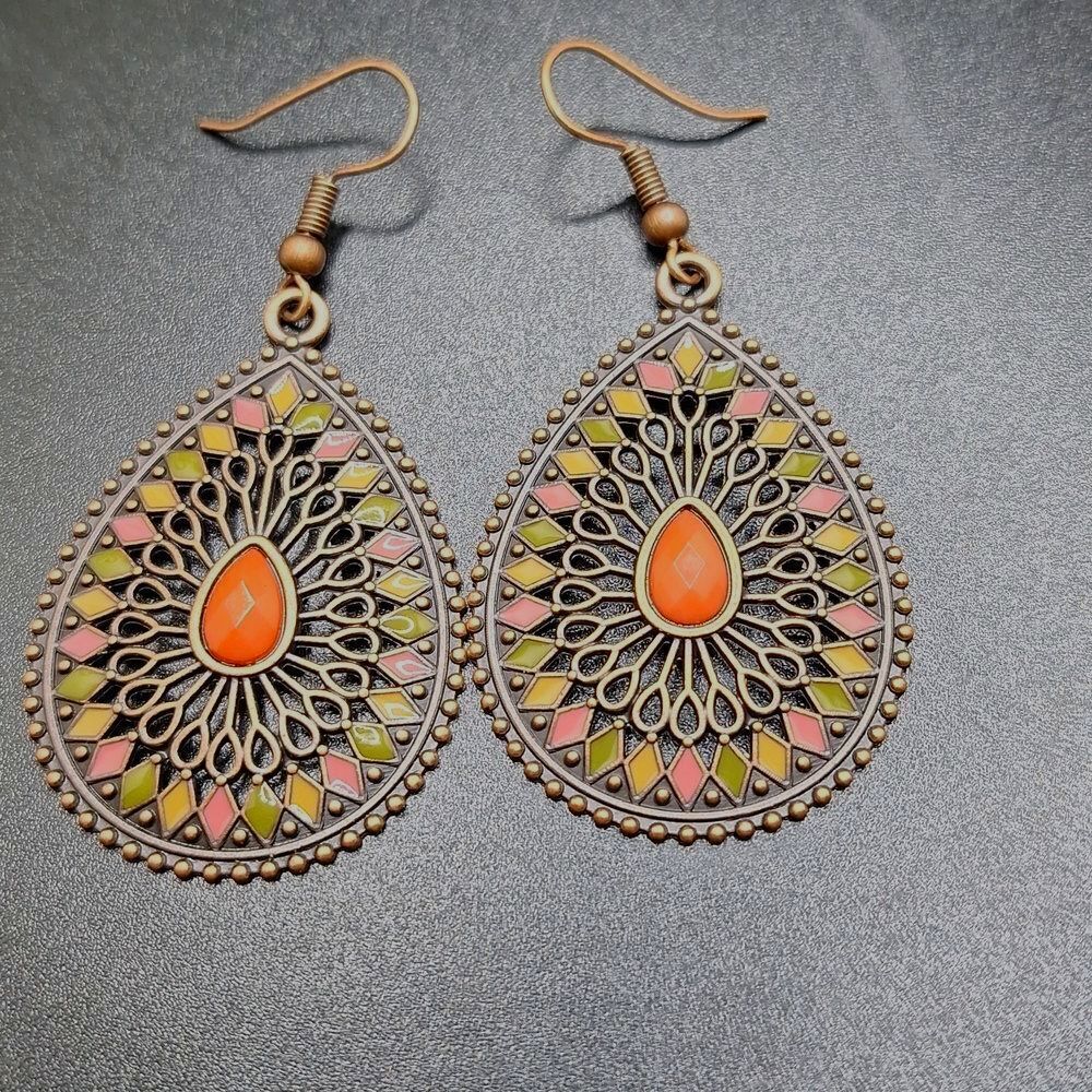 BRONZE teardrop mandala pink hollowed earrings